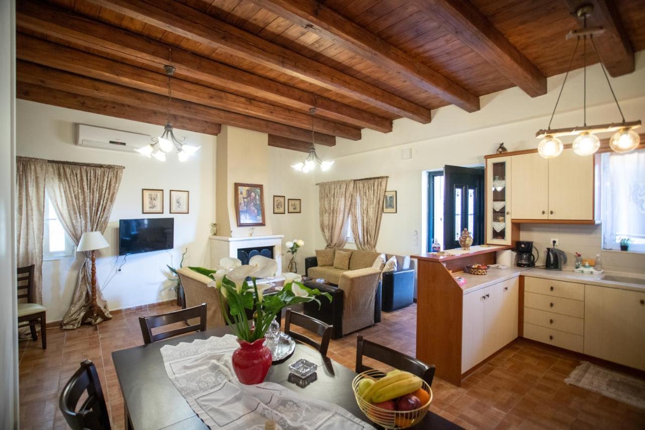 Aggelina's House By Guestcorfu * Kynopiastai